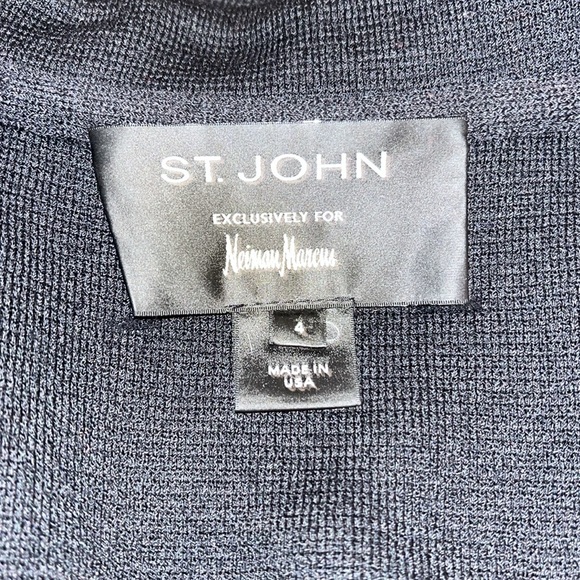 St. John Collection for Neiman Marcus Black Size 4 Ruffle Collar Cardigan - Picture 4 of 4